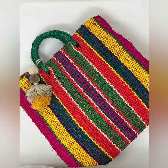 Tote bag - Hand made in Mexico with one pompon, size: 5” x 12” x 13” - Picture 2 of 4